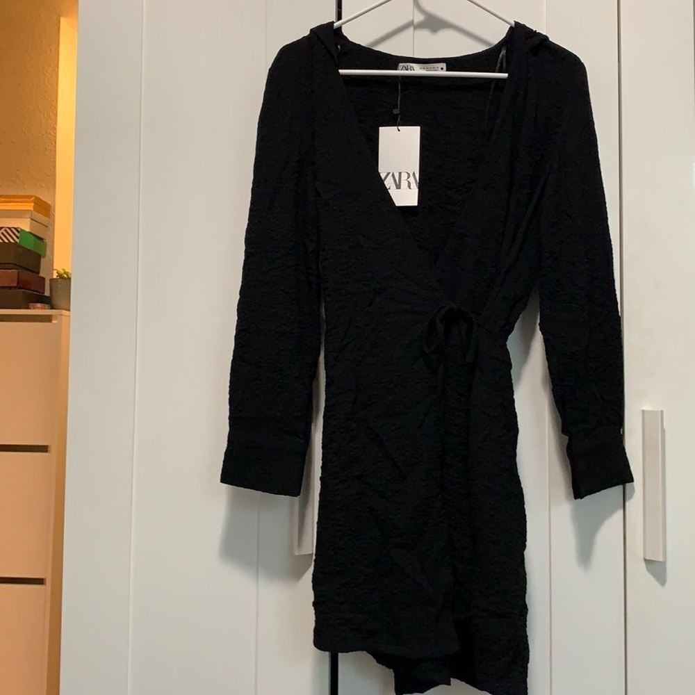 Zara hoodie wrap around dress size XS